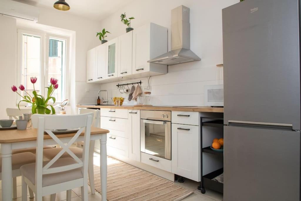 Brand New City Center Apartment Nostalgija Σπλιτ Εξωτερικό φωτογραφία